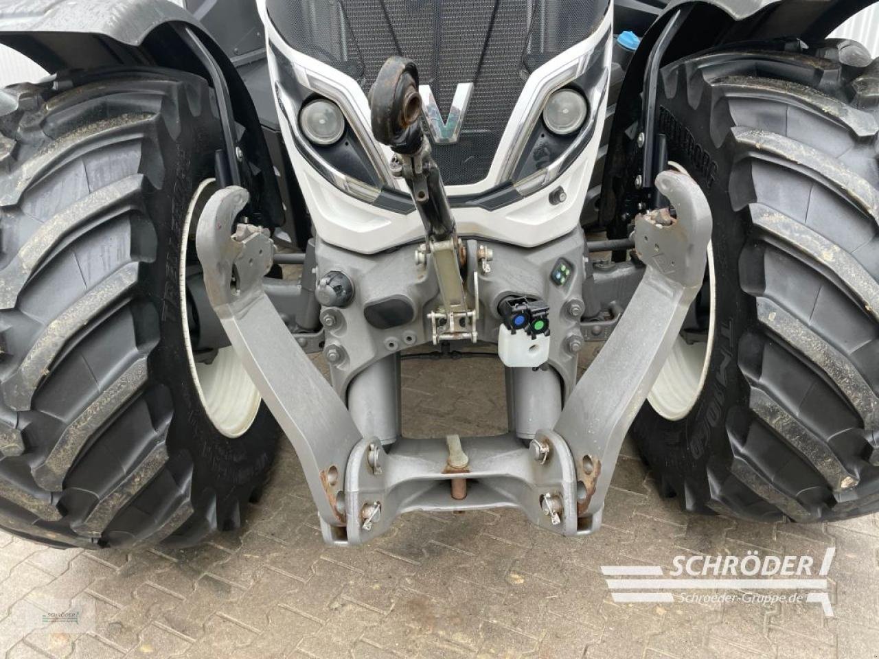 Traktor van het type Valtra T 175 ED SMARTTOUCH | RTK | UNLIMITED, Gebrauchtmaschine in Wildeshausen (Foto 9)